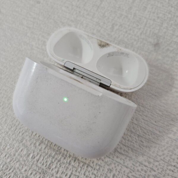 【ジャンク】AirPods 第3世代 充電ケースのみ A2897 Apple