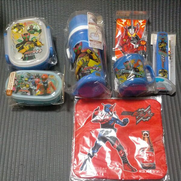 仮面ライダーオーズ他 お弁当箱グッズ