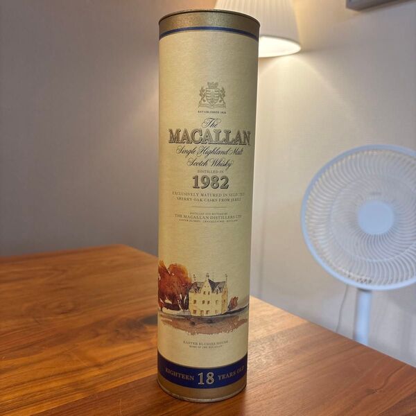 (空箱)ザ マッカラン 18年 1982年 円柱パッケージ 空箱のみ MACALLAN WHISKY