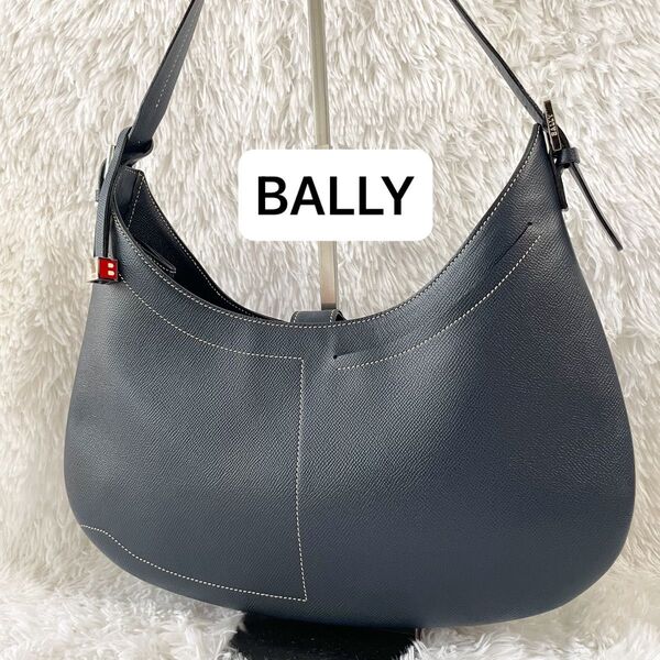 美品 BALLY バリー レザー ワンショルダーバッグ イタリア製 三日月型 ハーフムーン y2k 肩掛け