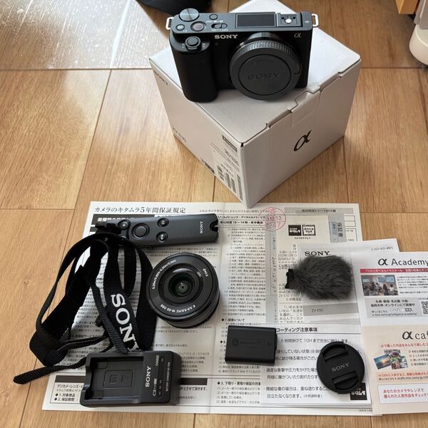 バッテリー、充電器、リモコン等おまけ多数 ソニー α VLOGCAM ZV-E10L(レンズキット)相当 キタムラ5年保証付き