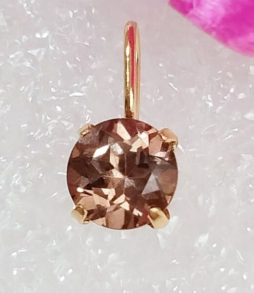 新品K18イエローゴールド天然石カラーチェンジガーネット 0.30CT 2番