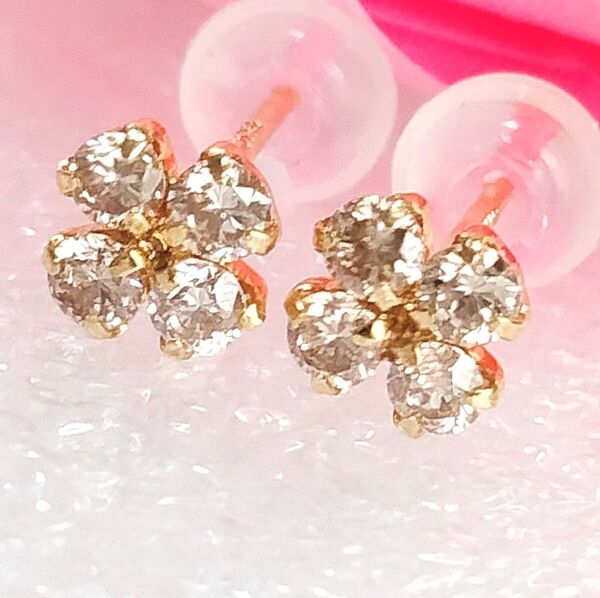 K18イエローゴールド天然ダイヤモンドピアス 計0.24CT 6番