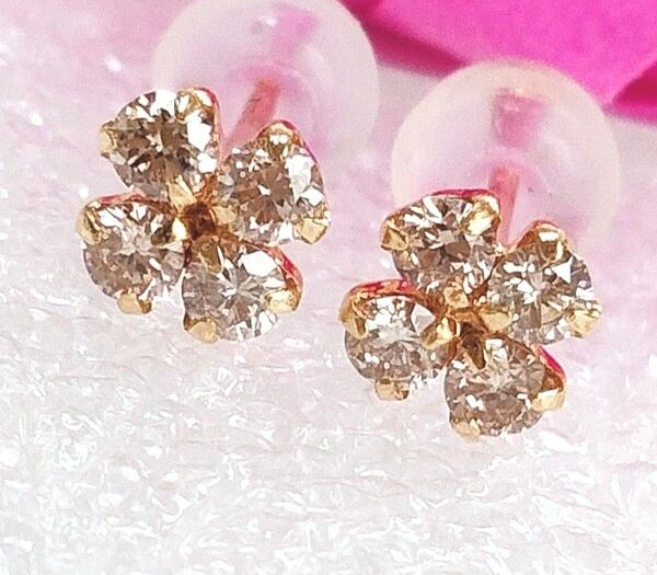K18イエローゴールド天然ダイヤモンドピアス 計0.24CT 7番