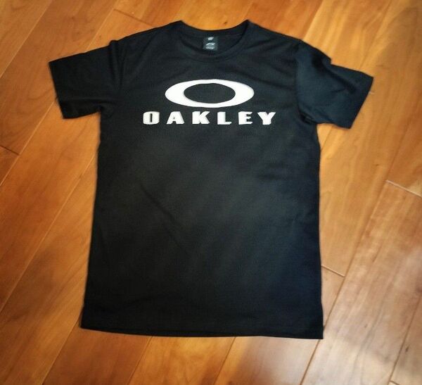 z180 新品オークリーOAKLEY半袖TシャツBIGロゴ(黒)未使用品(M)