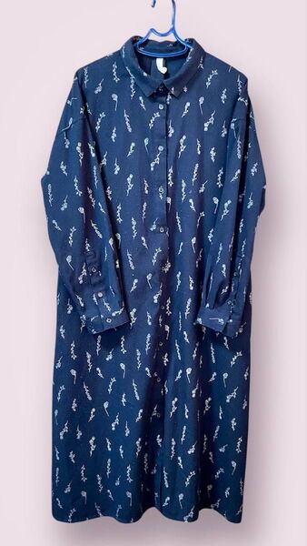 花柄 ワンピース M〜L ネイビー 長袖 シャツワンピース ゆったり 体型カバー 春秋冬向け