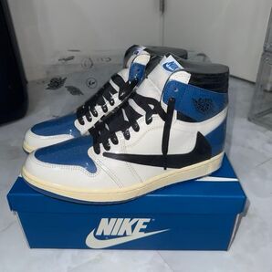 トラヴィススコット×フラグメント×ナイキ エアジョーダン1 レトロ ハイ OG