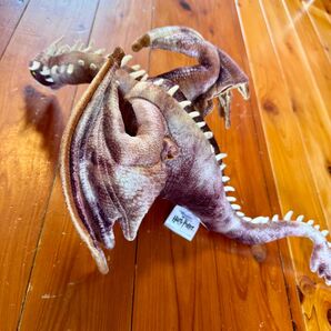 ハリーポッター ドラゴン ハンガリーホーンテイル ぬいぐるみ USJ