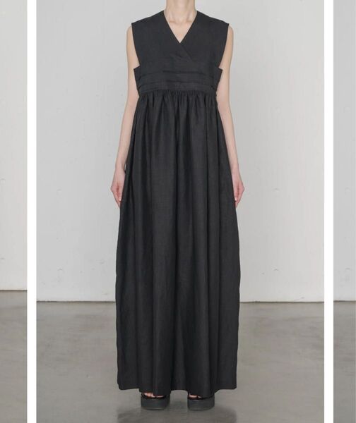 HYKE ハイク LINEN MAXI DRESS ブラック1