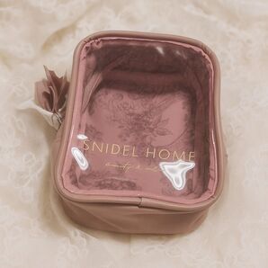 Web限定 snidel スナイデル ぬいぐるみポーチ