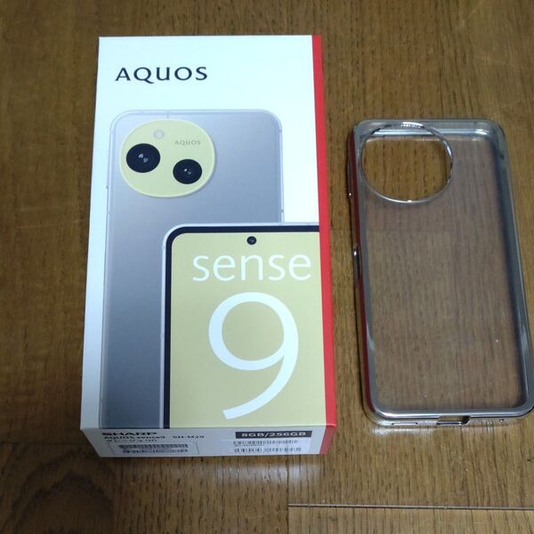 新品同様 AQUOS sense9 8GB/256GB グレージュ SH-M29 SIMフリー 保護フィルム ケース付き