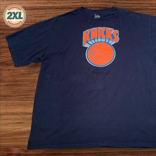 【セール!! US古着】majestic NBA ネイビー 2XL ニックス Tシャツ 半袖 プリント メンズ レディース