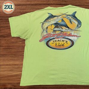 【US古着】ライムグリーン 2XL アニマル 魚 釣り 胸ポケット Tシャツ 半袖 プリント メンズ レディース