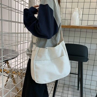 キャンバスショルダーバッグ男女兼用バック斜めがけA4大容量おしゃれホワイト