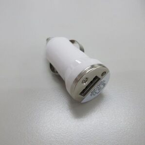 USB カーチャージャーiPhone 4S 対応 車載用充電器