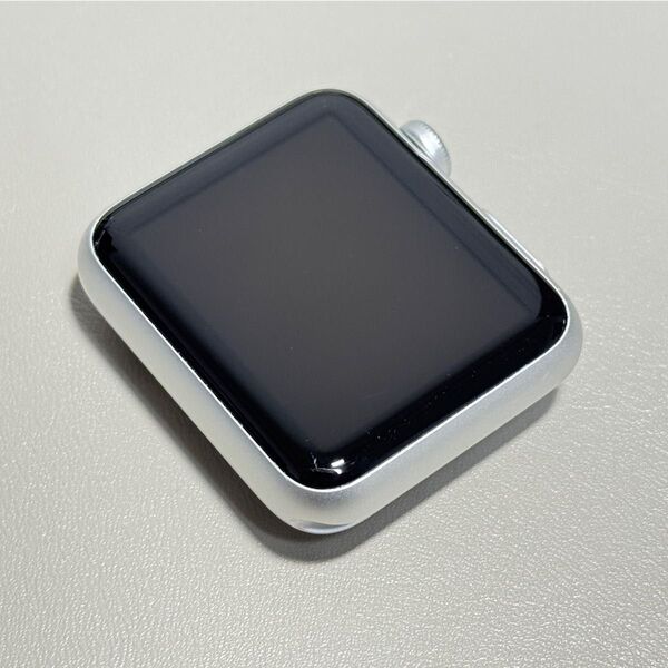 Apple Watch 7000 Series GPSモデル シルバー アルミニウム 42mm