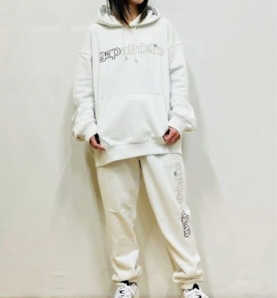 新品ヴィンテージソフト オーバーサイズ GAP Athleticロゴ パーカーL スウェット セットアップ