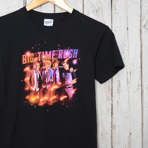 GS9078 ビッグタイムラッシュ BIG TIME RUSH Tシャツ ユース L 肩幅42 ロック メール便可 xq