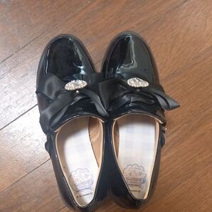 シナモロール コラボシューズ 黒 リボン Mサイズ