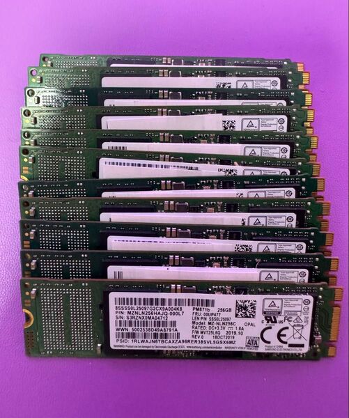 【中古品】 SSD M.2 SATA 256GB 11枚セット Samsung