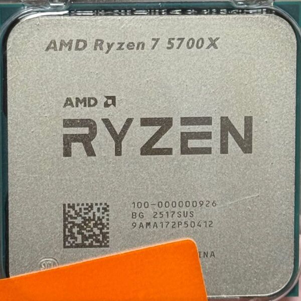 AMD Ryzen 7 5700X 新品未使用