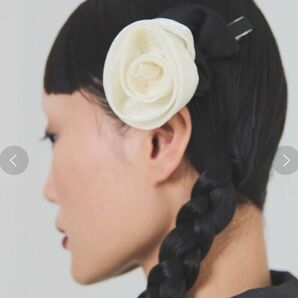 Carmelo カーメロnoir blanc ローズヘアバレッタ / noir blanc rose hair barrette