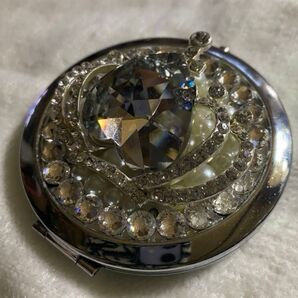 ★ハンドメイドデコ品 キラキラ王冠&スワロストーン パール コンパクトミラー 手鏡 オブジェ★現品限り デコ ミラー キラキラ