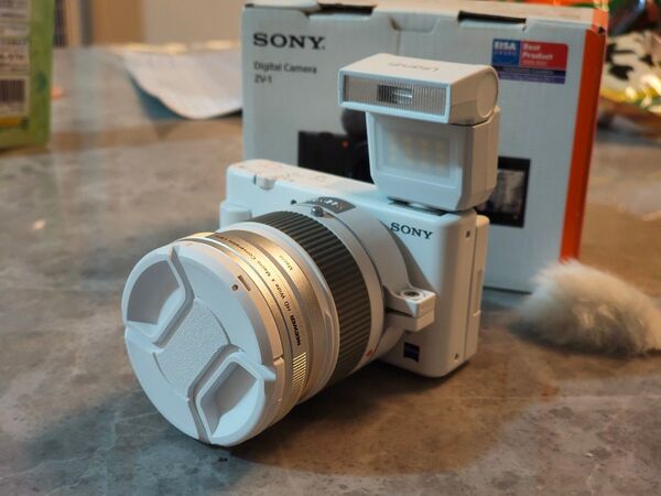 SONY ZV-1 ワイドレンズ&ストロボ付き