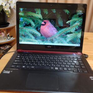 富士通 LIFEBOOK UH55/K i3-3277U 4GB SSD128