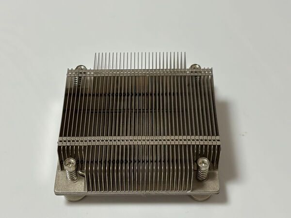 Supermicro CPUクーラー(ヒートシンク、ファンレス)SNK-P0046P
