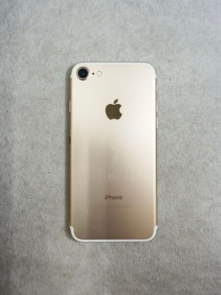 iPhone 7 128GB ゴールド Apple SIMロック解除済 アップル