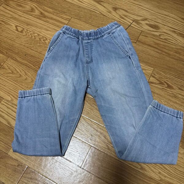 子供服 男女兼用 デニム 長ズボン 140サイズ 中古