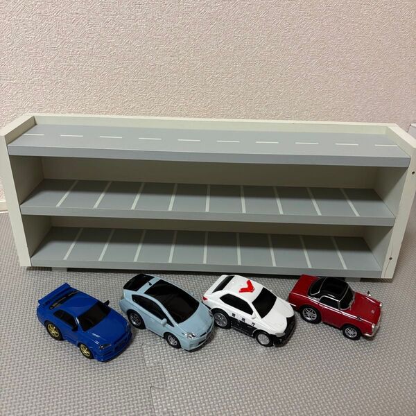 スリーコインズ ミニカー収納棚 + ミニカー4台 セット スリコ 3coins プルバックカー