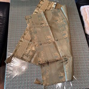 テーブルクロスグリーン系 タッセル付き