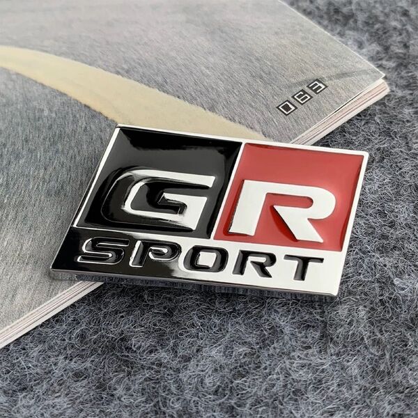 トヨタ TOYOTA GR gr スポーツ sport エンブレム 高品質金属製 メッキシルバー 両面テープ付き
