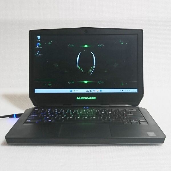 ALIENWARE ゲーミングノートPC / core i5-4210U / GeForce GTX 860M / 13.3インチ