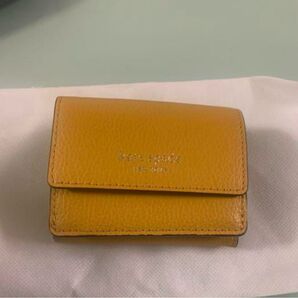 kate spade new york 三つ折り財布 イエロー
