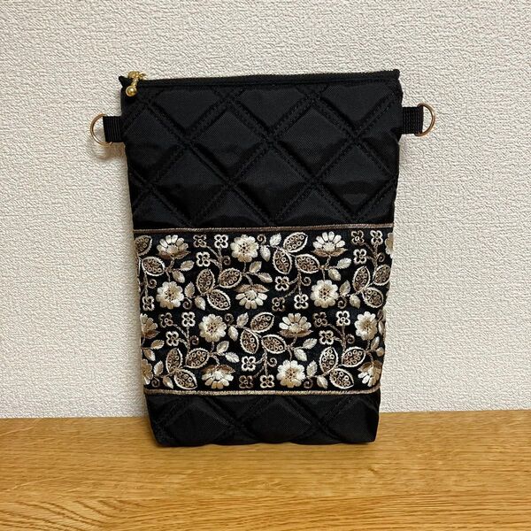 069 インド刺繍リボンのスマホショルダー ハンドメイド ポシェット