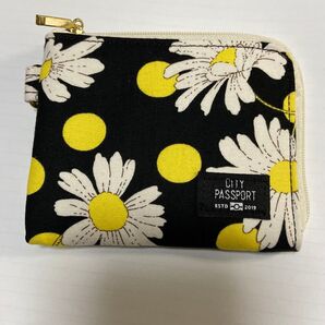 CITY PASSPORTデイジー柄