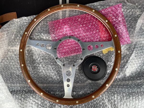【美品】Moto-Lita ウッドステアリング 35.5パイ オースチンヒーレーホーンボタン