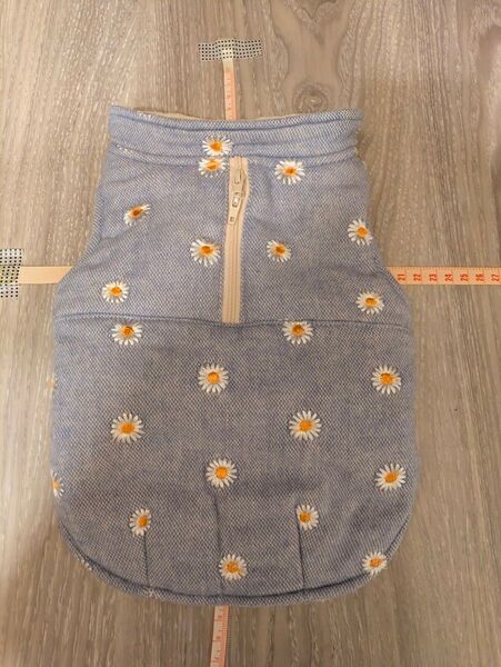 ペット服 犬服 ドッグウェア 秋冬 デイジー 刺繍 小型犬