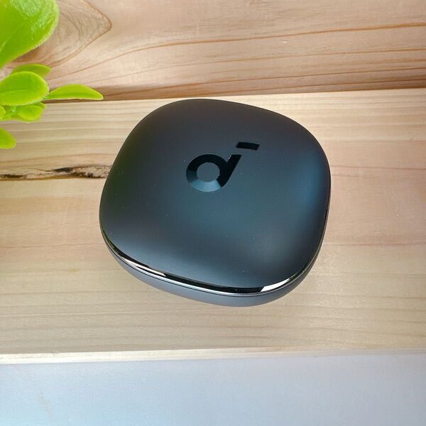 Anker Soundcore Liberty 4 充電ケースのみ