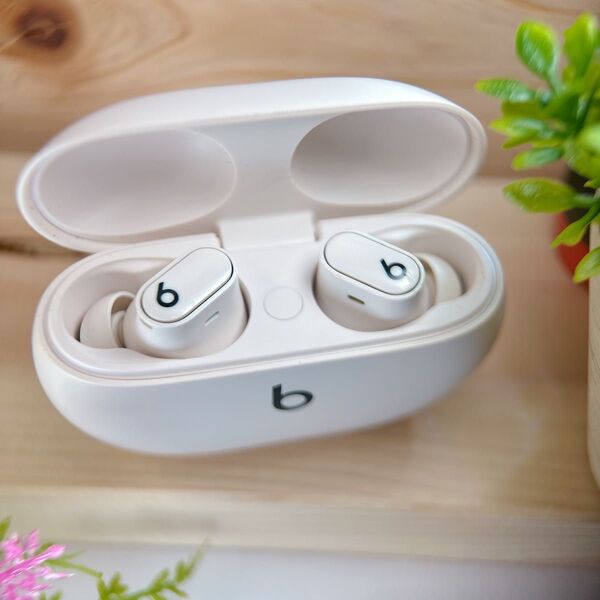 Beats Studio Buds+ワイヤレスイヤホン