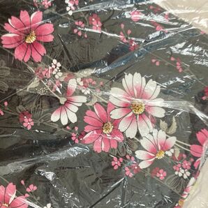 浴衣 帯は 黒色 和柄 花柄 美品 キラキラ 1度着用 クリーニング済 綿
