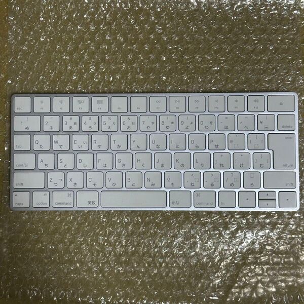 Apple Magic Keyboard JIS配列 A1644 MLA22J/A(Lightning充電)