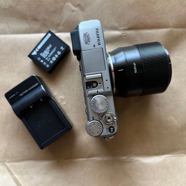 FUJIFILM X-E2 ボディ 富士フィルム TTArtisan AF 56 1.8