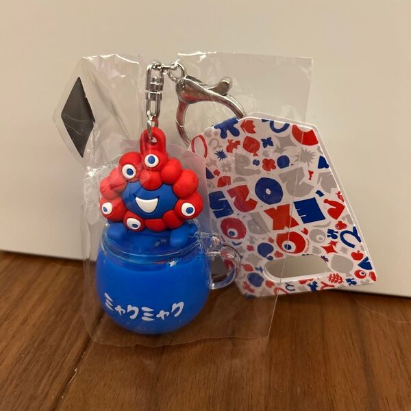 新品未使用 ミャクミャク ウォーター イン キーリング キーホルダー マスコット 万博 水 コップ マグカップ ティーカップ