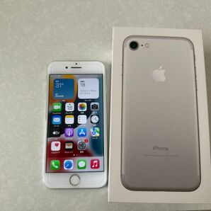 iPhone7 シルバー 128GB SIMロック有り