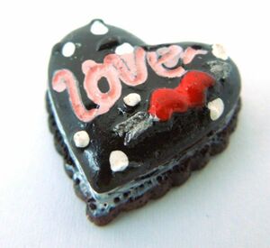 123*[1/12 doll house ] Heart type chocolate cake *