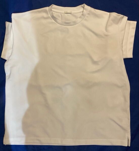 GU ドライポンチビッグTシャツ 5分袖 Mサイズ 白Tシャツ 古着 中古 半袖 メンズ レディース